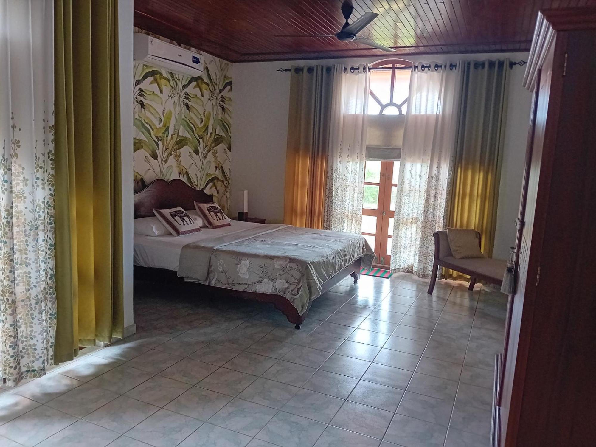 Villa Sea Breeze Kepungoda Экстерьер фото